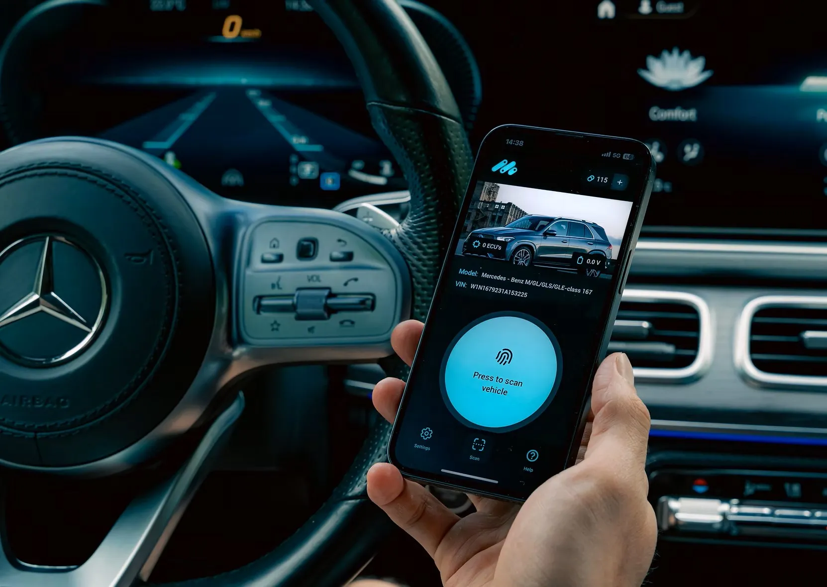 Dongle OBD MBito : Diagnostiquez rapidement les erreurs de votre van Marco Polo
