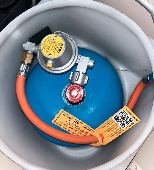 Remplacement du détendeur de gaz sur le van Mercedes Marco Polo : notre expérience et guide pratique